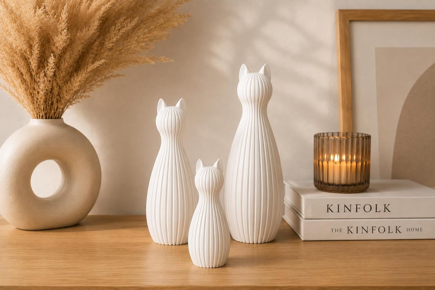 Minimalistische Katzenfigur Skandinavisch – 3D Druck Deko Katze | Modernes Japandi Design | Matte Oberfläche | Wohnzimmer Deko, Geschenkidee, Home Decor Figur (Latte, Set aus 3)