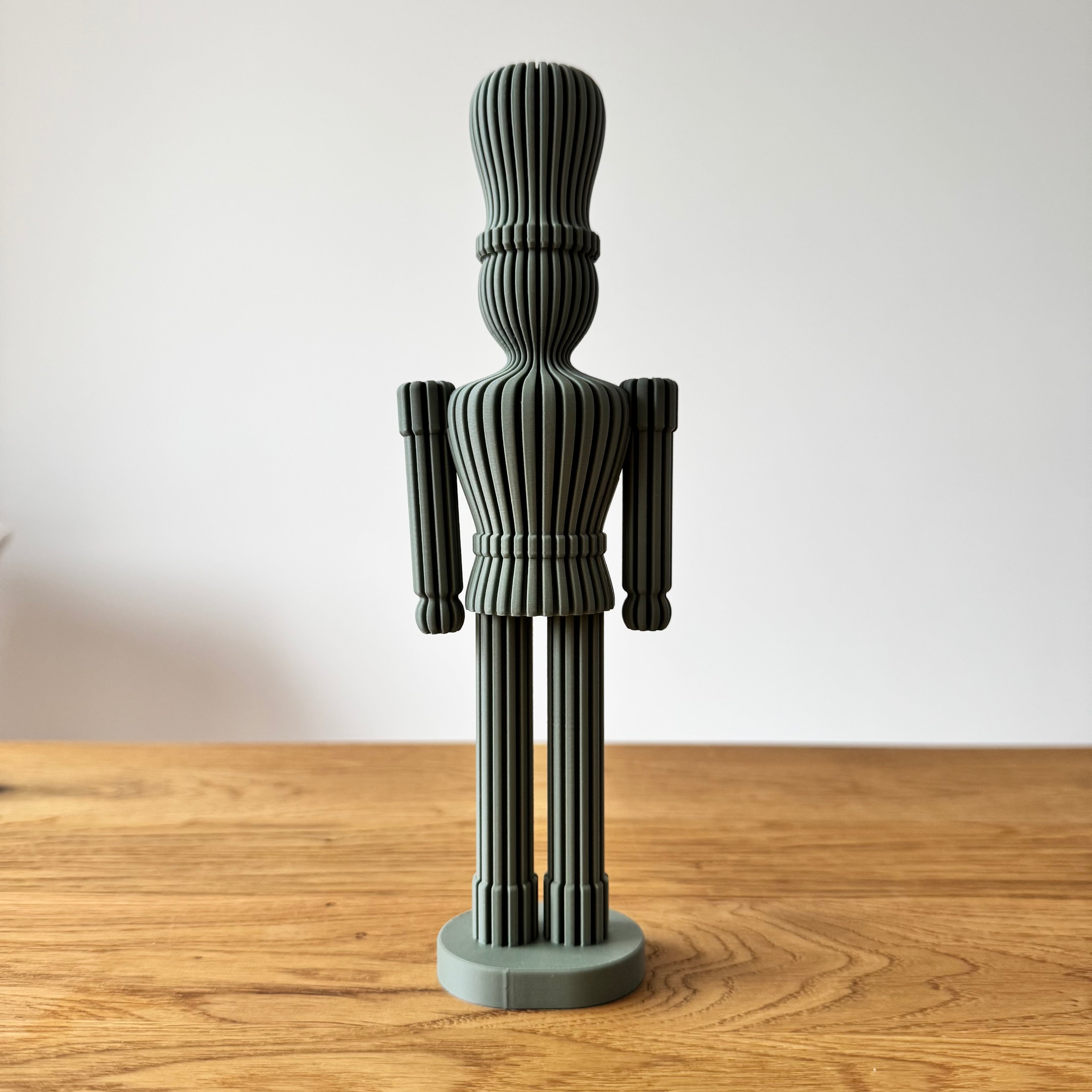 Nussknacker im Japandi Design