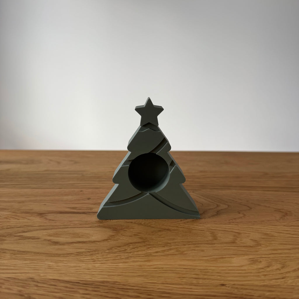 Weihnachtsbaum mit Aussparung für Süßes